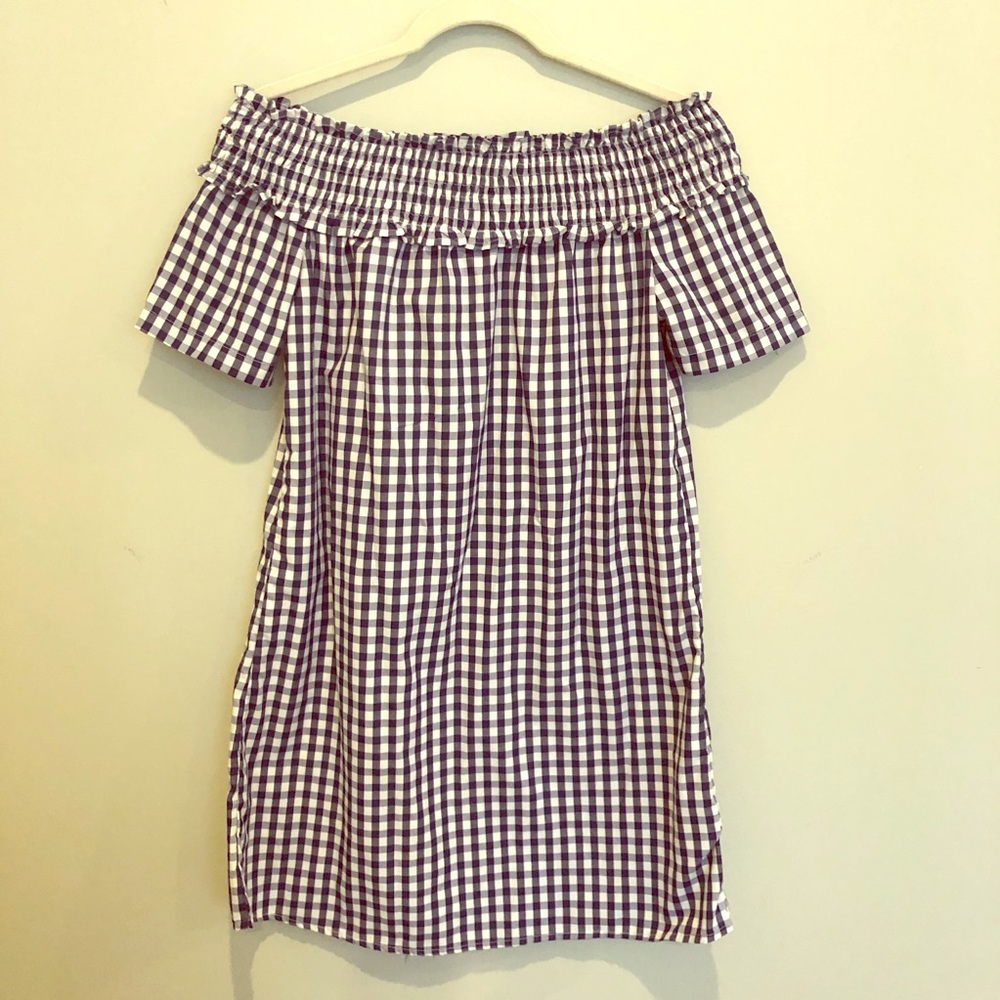 Women’s dress